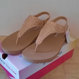 Womens 10 Rose Gold Yoga Foam Sandals